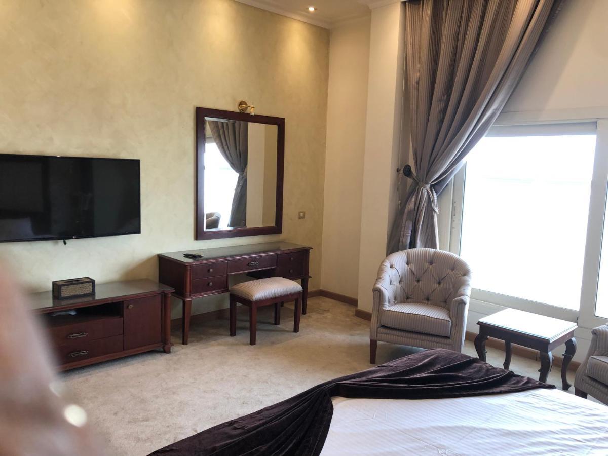 Horizon Nile Tower Hotel Kairo Exteriör bild